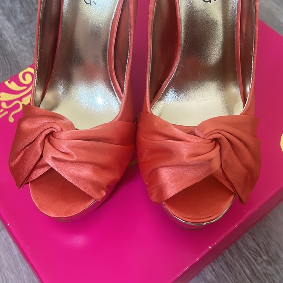 Orange Satin High Heels - Picture 5 of 6
